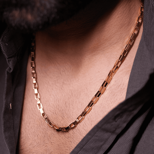 Cubical Interlocked Neck Chain Gold