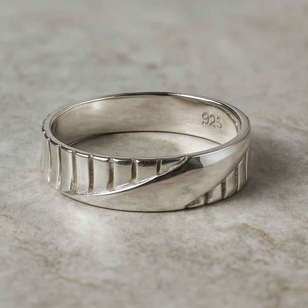 Axis Split 925 Silver Ring