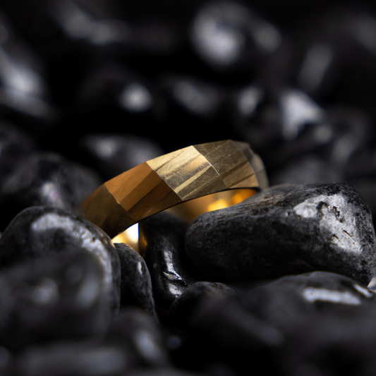 Solar Verse Gold Ceramic Ring