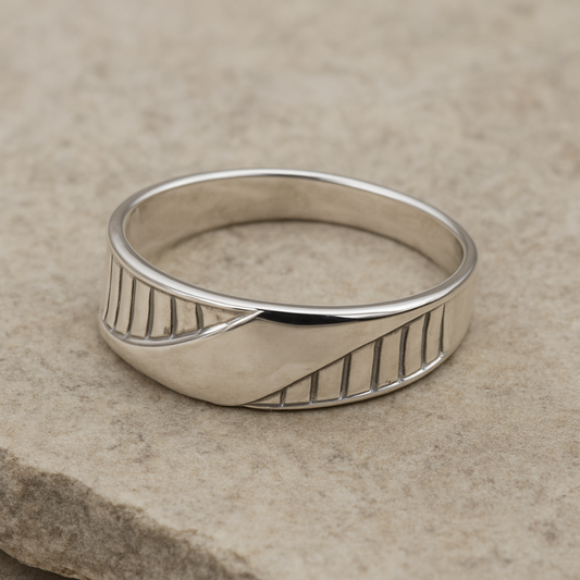Axis Split 925 Silver Ring