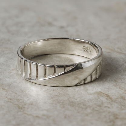 Axis Split 925 Silver Ring